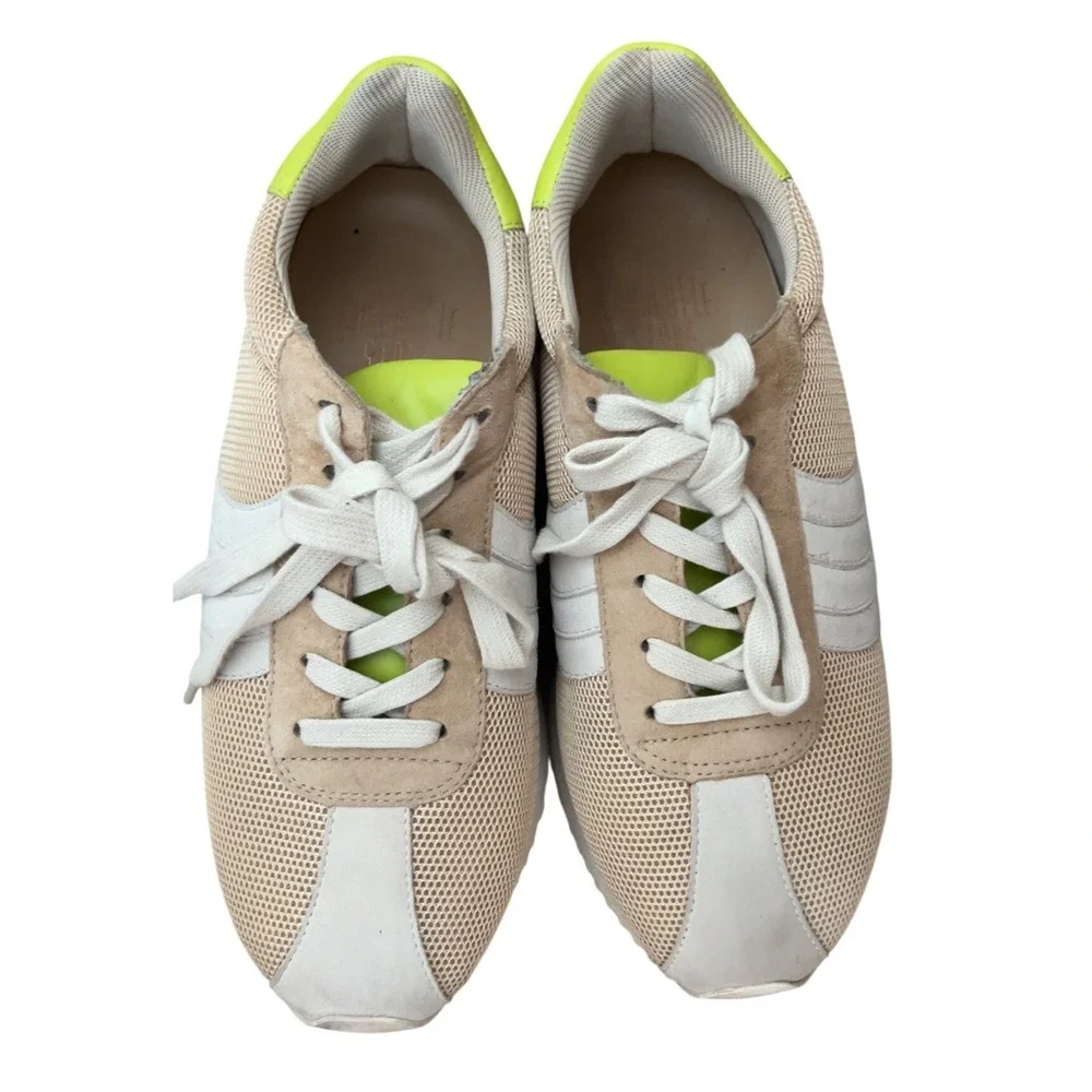 Charlotte‎ Stone Platform Retro Sneaker Tootie in Peche Size 10